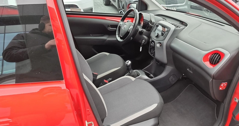 Toyota Aygo cena 47900 przebieg: 60422, rok produkcji 2021 z Lewin Brzeski małe 379